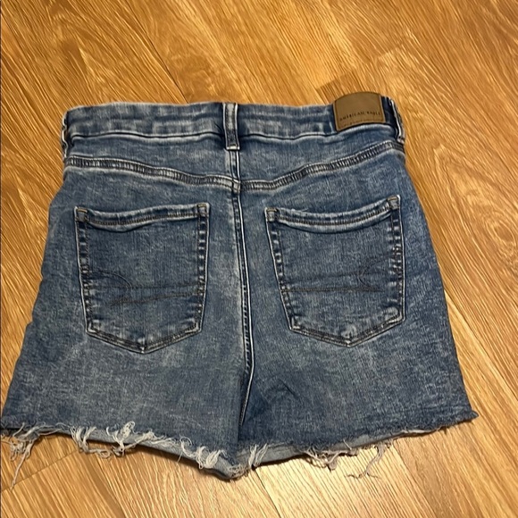 American Eagle Outfitters Blue Distressed Jean Shorts - Picture 5 of 6